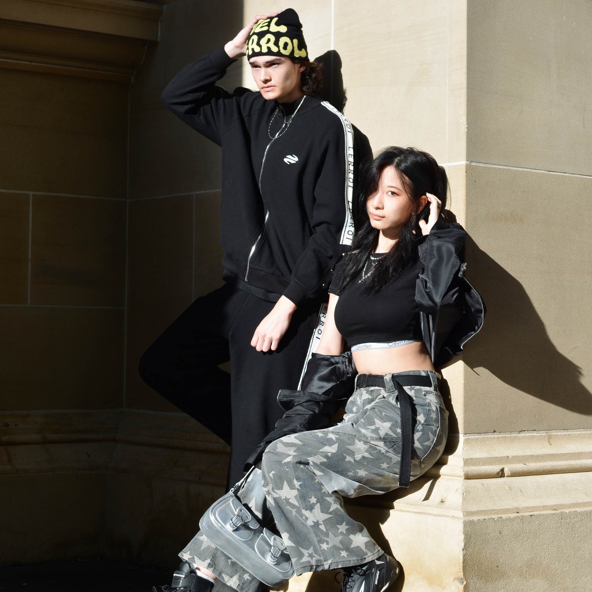 LERROI BLACK STREETWEAR PANELLED STAND COLLAR HOODIE BLACK