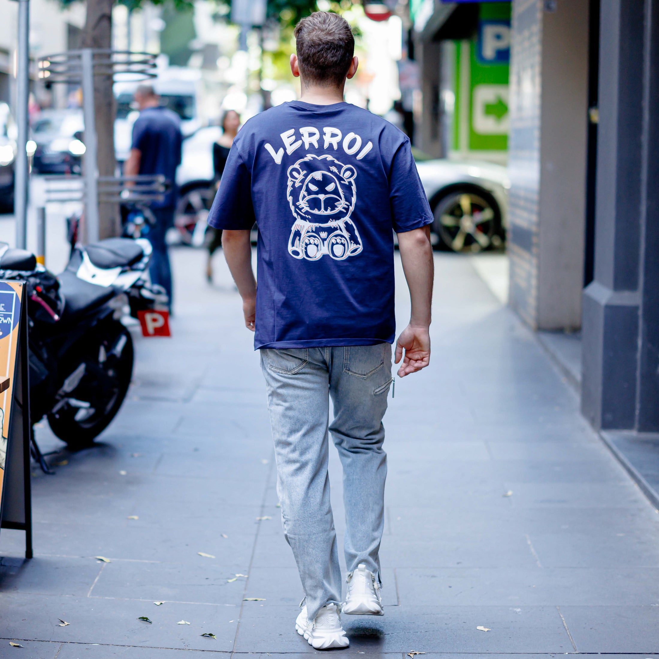 LERROI BLUE WORD LION T-SHIRT BLUE