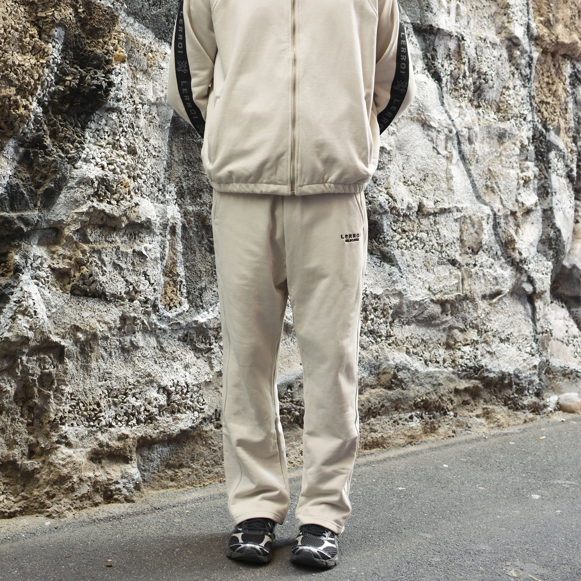 LERROI CREAM RELAXED FIT CO-ORD SWEATPANTS CREAM